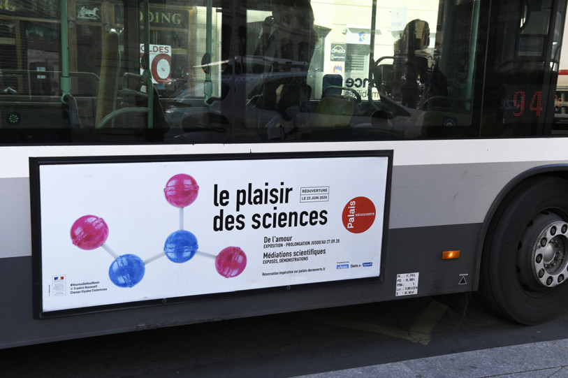 Affichage Bus plaisir des sciences sucette expositions palais de la découverte